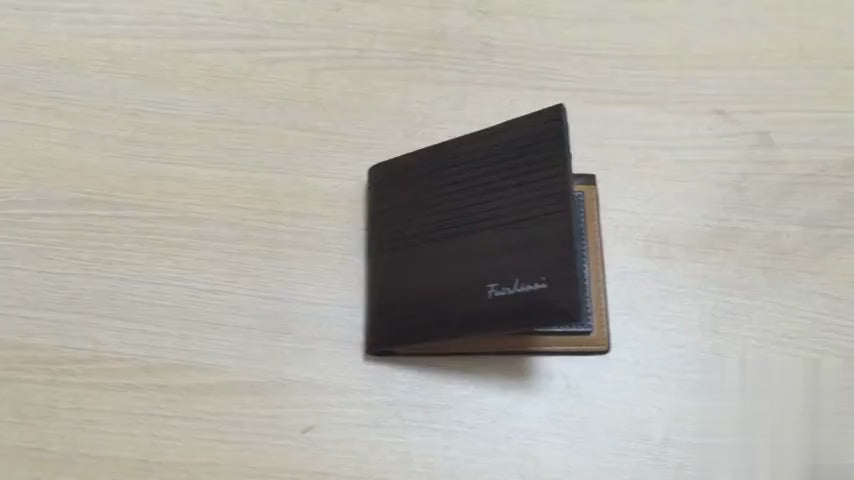 Fuerdanni Luxury Classic Bifold Wallet – Elegant Textured Synthetic Leather Wallet for Men